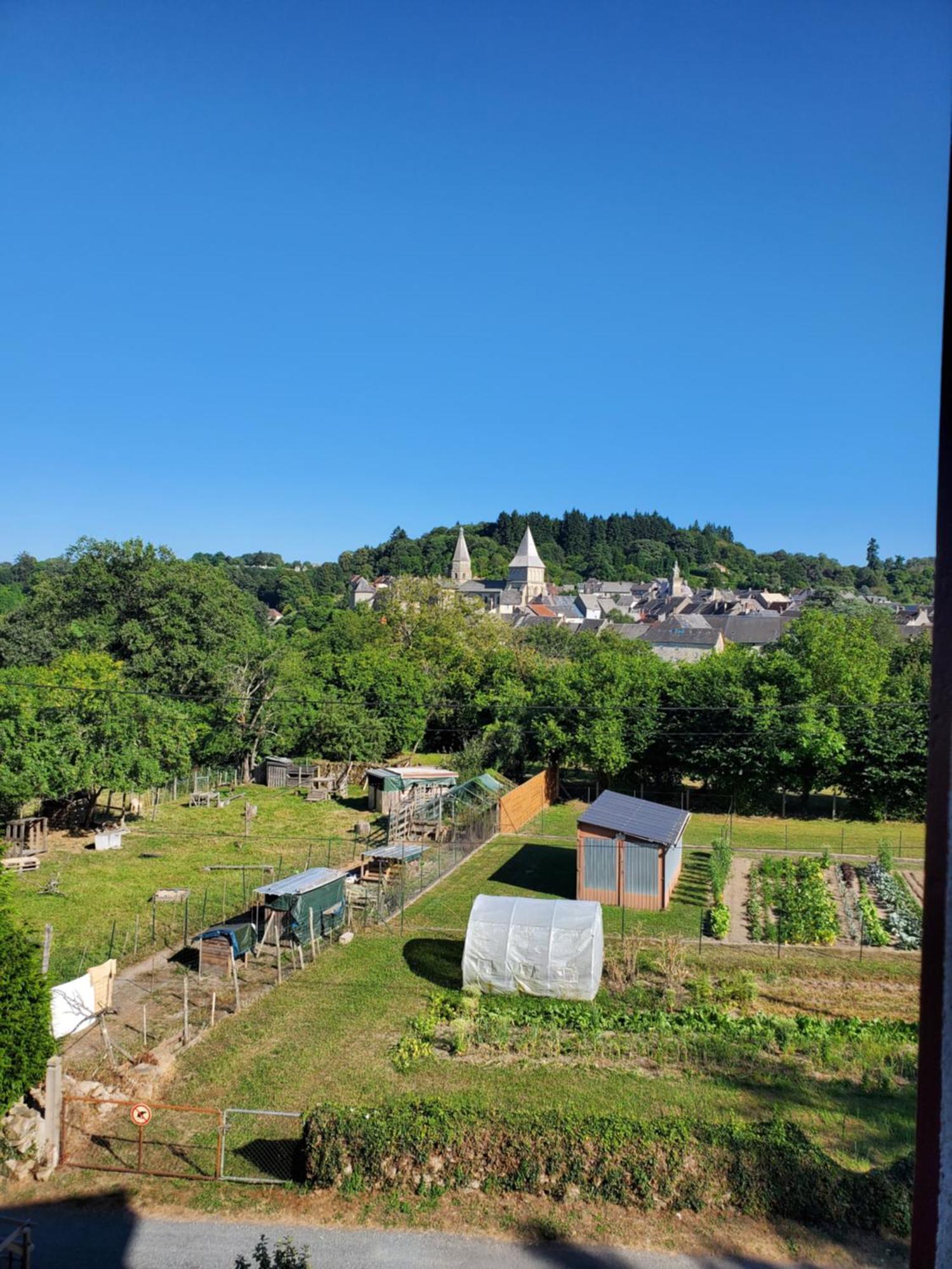 Ferienwohnung Aux Cieux Bénévent-lʼAbbaye Exterior foto
